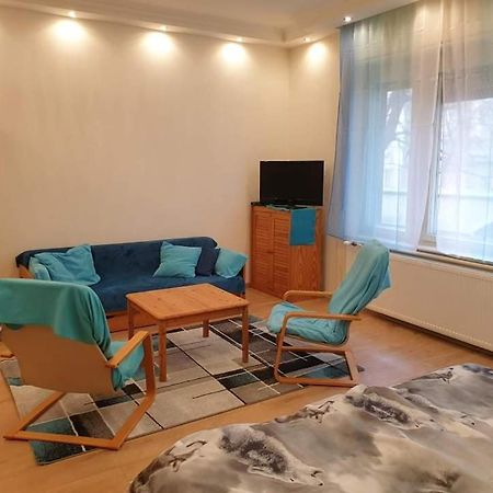 Lara Apartman Budapest Exterior foto